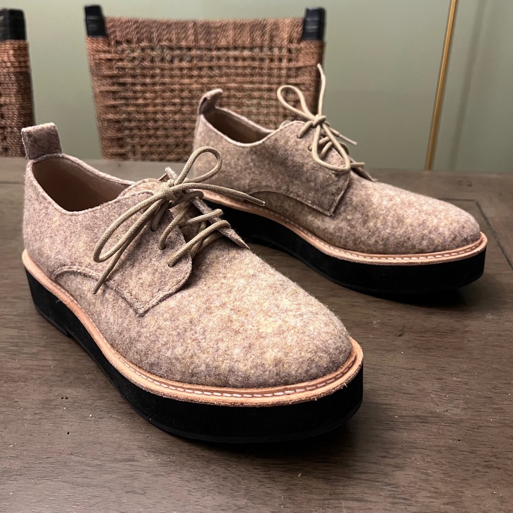 Eileen‎ Fisher Nims Platform Oxford in Felt Barley Tan Size 8 Flats - Picture 2 of 8